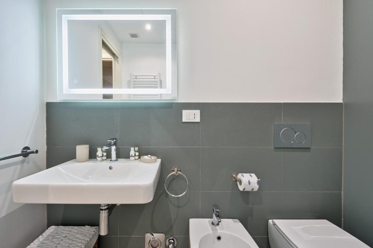 Porta Susa Elegant&Design Apartment Turín Exterior foto