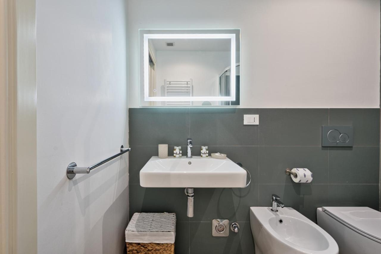 Porta Susa Elegant&Design Apartment Turín Exterior foto